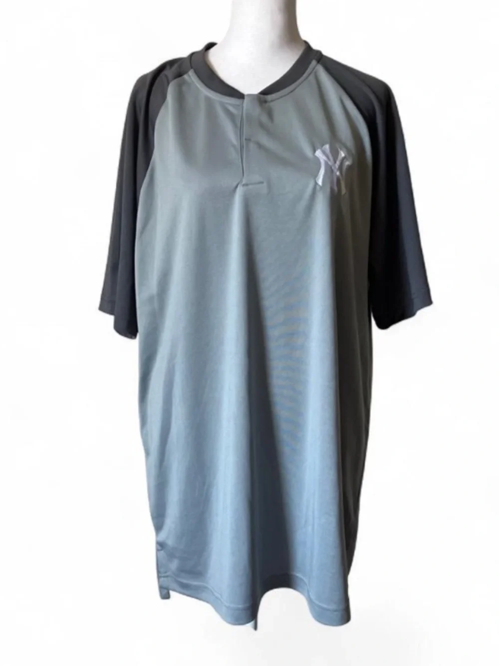 New York Yankees Levelwear Tracker Insignia Polo Short Sleeve Performance Shirt
